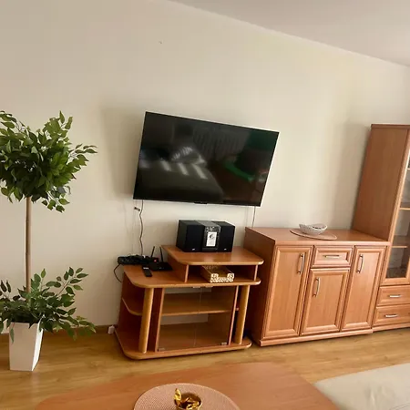 T Joanna Blisko Dworca