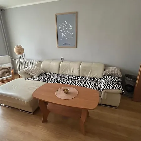 T Joanna Blisko Dworca Apartamento