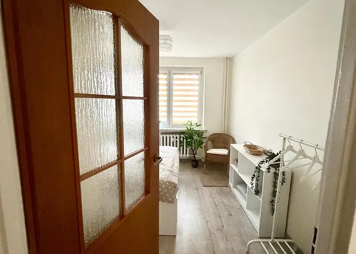 T Joanna Blisko Dworca *